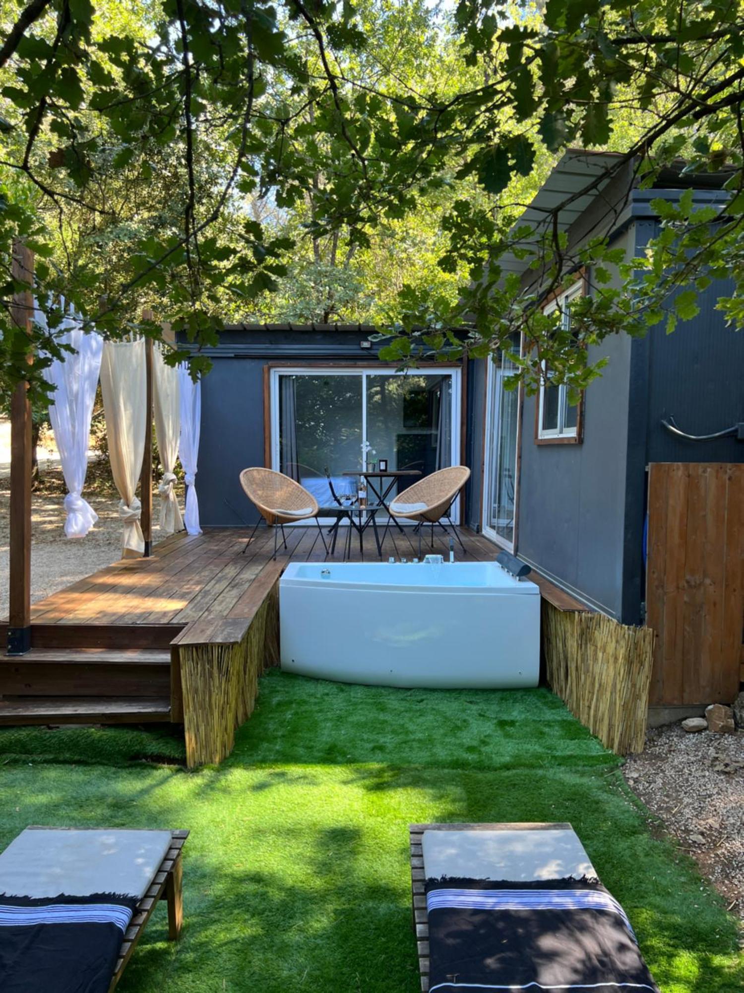 Superbe Cabane Jacuzzi Jardin Clim Wifi Parking Meyreuil Buitenkant foto