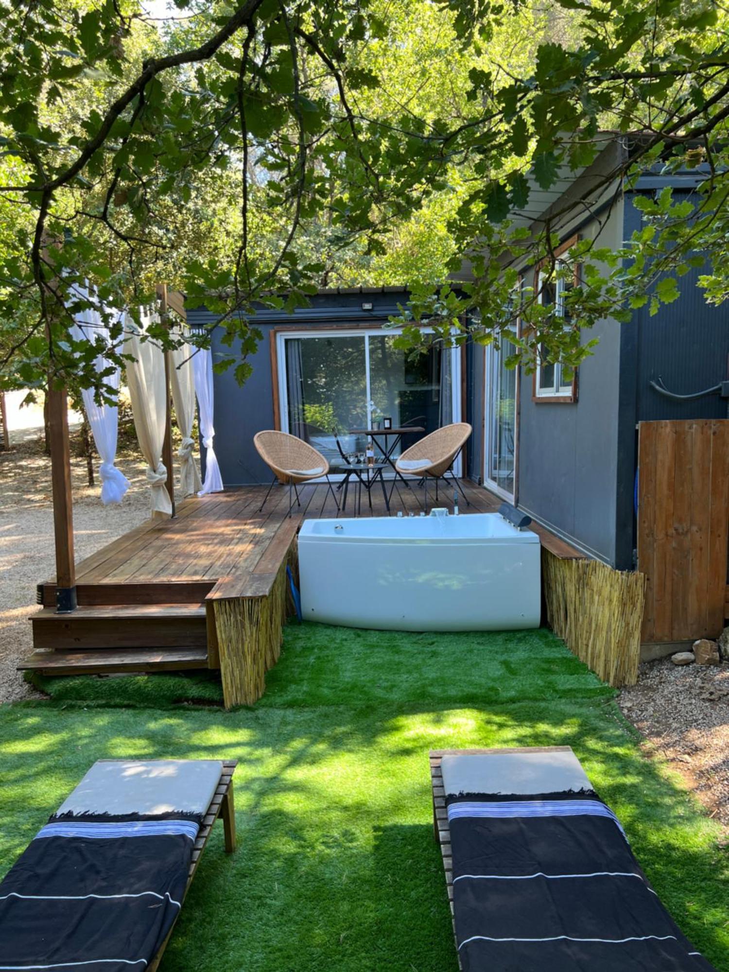 Superbe Cabane Jacuzzi Jardin Clim Wifi Parking Meyreuil Buitenkant foto