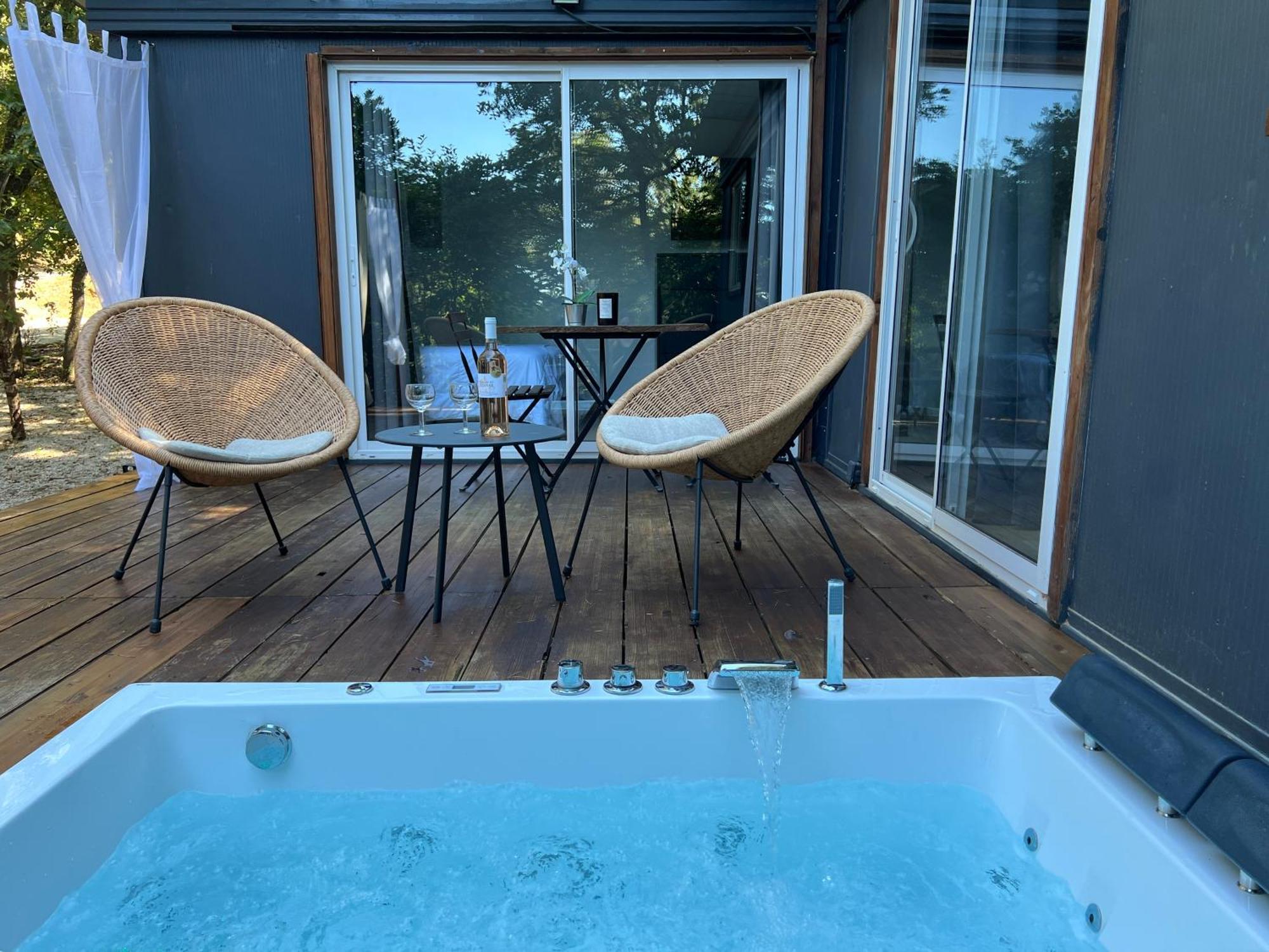 Superbe Cabane Jacuzzi Jardin Clim Wifi Parking Meyreuil Buitenkant foto