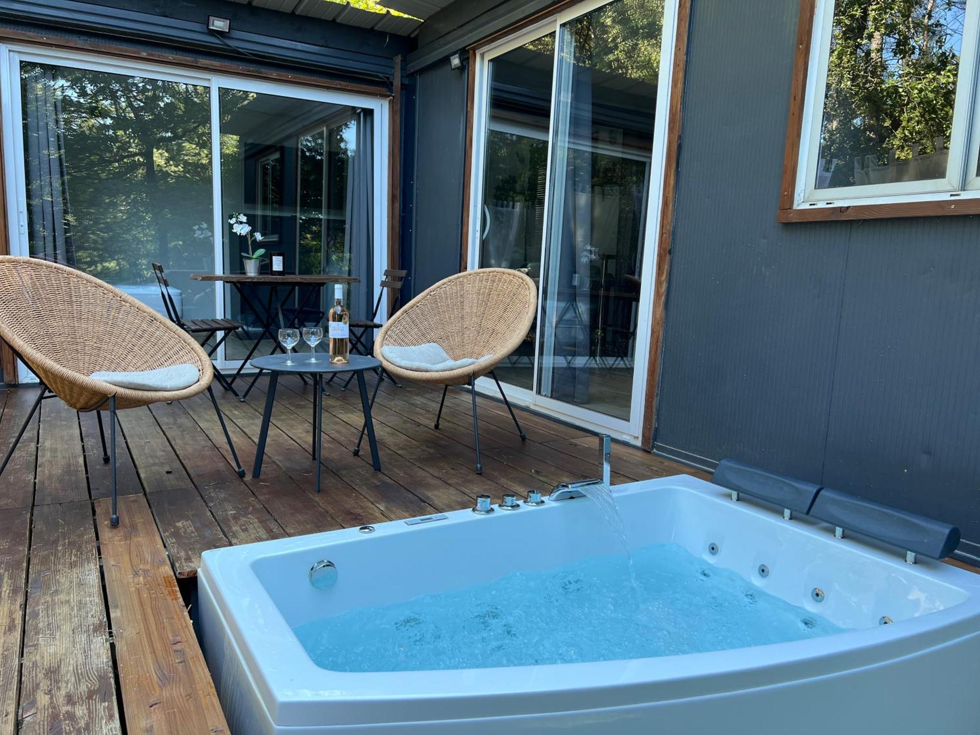 Superbe Cabane Jacuzzi Jardin Clim Wifi Parking Meyreuil Buitenkant foto